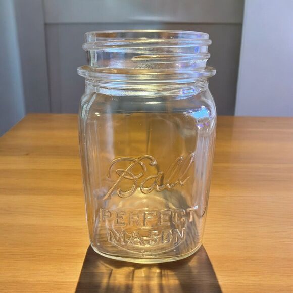 Vintage Mason Jar Ball Perfect Mason Pint With Ribs Lines Marked #11 On Bottom - Picture 1 of 4